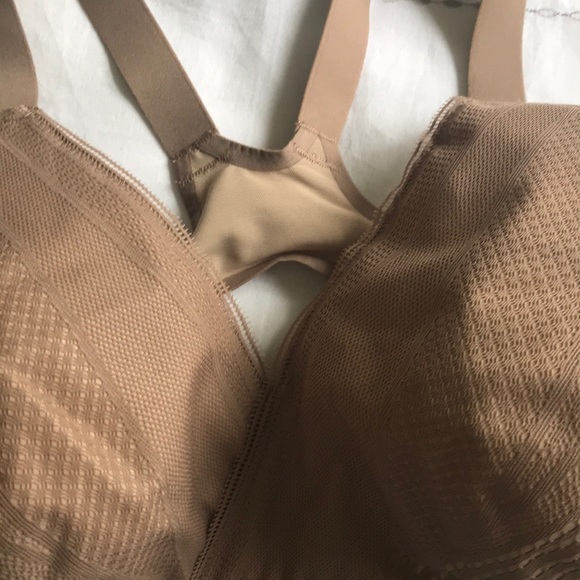 NWT! Lululemon beige bra! - Picture 7 of 8